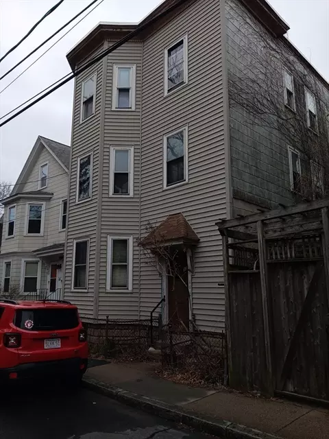 33 Hancock St, Cambridge, MA 02139