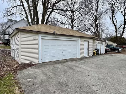 Exterior - 15 Greystone Ave, Webster, MA 01570 photo 4 of 7