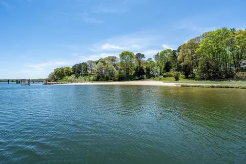 View/Area - 465 Cotuit Bay Dr, Barnstable, MA 02635 photo 7 of 8