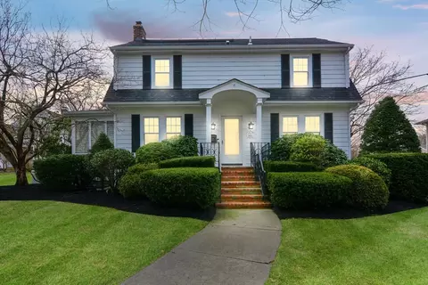32 Baker St, Foxboro, MA 02035