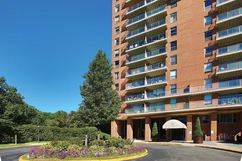 111 Perkins St #83, Jamaica Plain, MA 02130