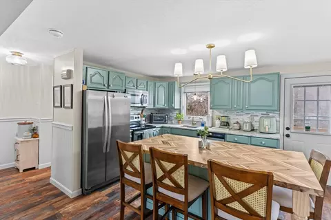 Kitchen - 63 Timrod Dr # -B, Worcester, MA 01603 photo 2 of 4
