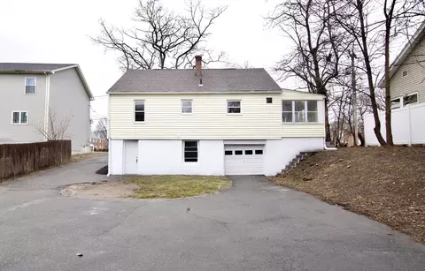 Exterior - 1295 Bay St, Springfield, MA 01109 photo 4 of 6