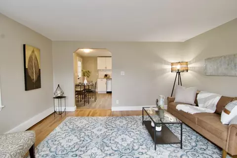 Living - 1295 Bay St, Springfield, MA 01109 photo 5 of 6