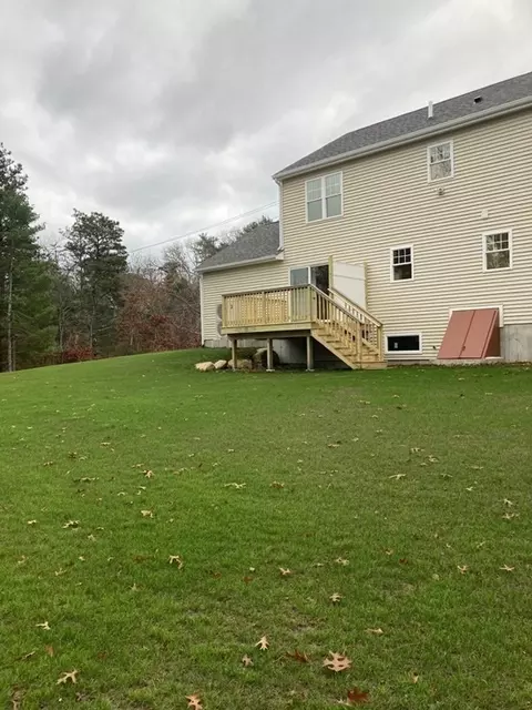 Exterior - 102 Minot Ave #2, Wareham, MA 02571 photo 2 of 3