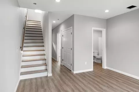 Entry Way - 550 Spring St #5, Fall River, MA 02721 photo 2 of 4