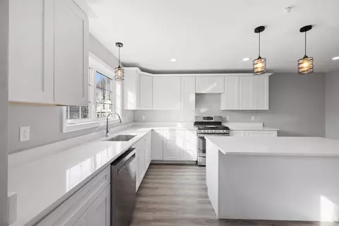 Kitchen - 550 Spring St #5, Fall River, MA 02721 photo 2 of 4
