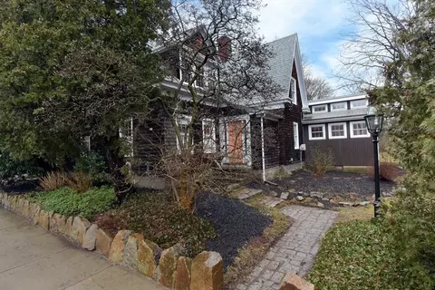 109 Hale St, Beverly, MA 01915