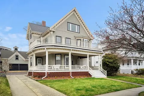 103 Ocean St #C, Lynn, MA 01902