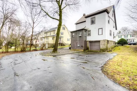 Exterior - 18 Intervale Rd, Worcester, MA 01602 photo 8 of 8