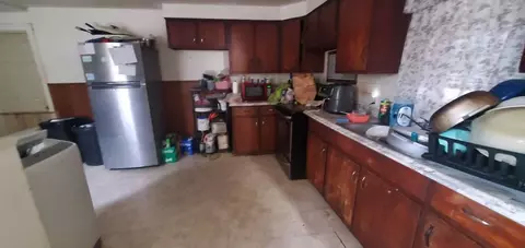 46 Wright St, Gardner, MA 01440 photo 3