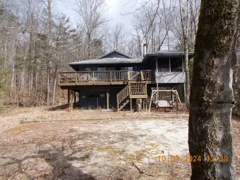 56 Brook Ln, Tolland, MA 01034