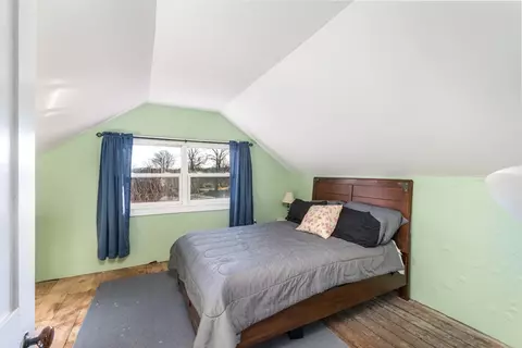Bedroom - 120 Cedar St, Sturbridge, MA 01566 photo 3 of 5