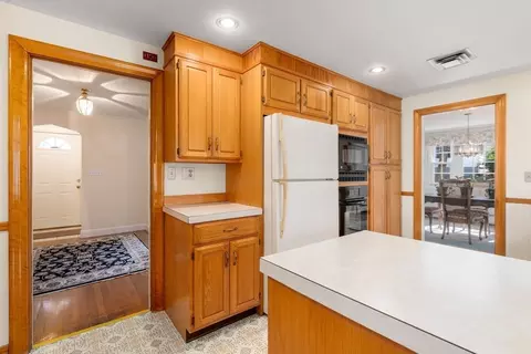 Kitchen - 3 Tower Rd, Lexington, MA 02421 photo 2 of 5