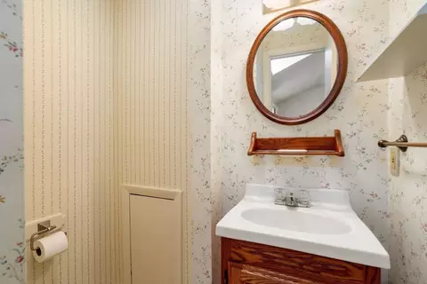 Bath - 3 Tower Rd, Lexington, MA 02421 photo 1 of 4