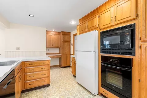 Kitchen - 3 Tower Rd, Lexington, MA 02421 photo 3 of 5