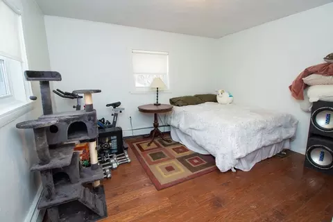 Bedroom - 183 Sutton St, Northbridge, MA 01534 photo 1 of 7