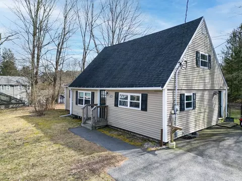 Exterior - 183 Sutton St, Northbridge, MA 01534 photo 2 of 8