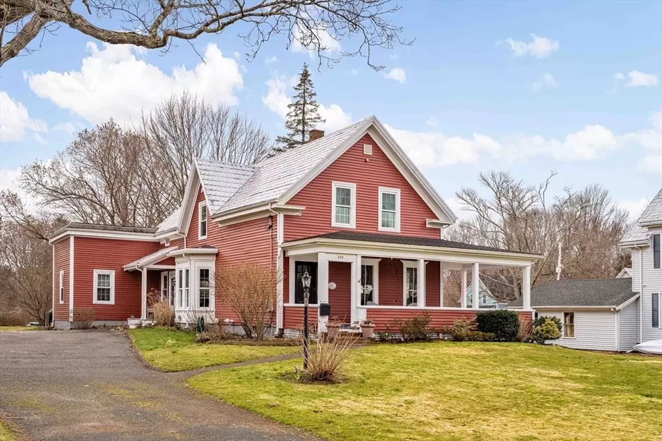 245 Summer St, Bridgewater, MA 02324 31 Photos Movoto