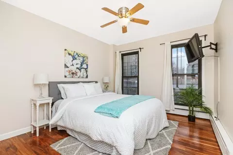 Bedroom - 28 Juniper St #79, Brookline, MA 02445 photo 2 of 7