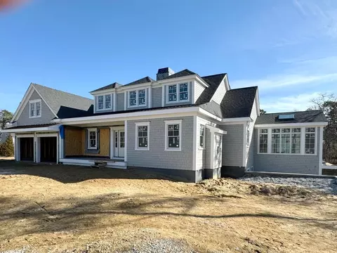 12 Bascom Holw, Harwich, MA 02645