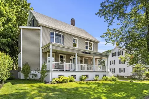 296 Nahant Rd, Nahant, MA 01908