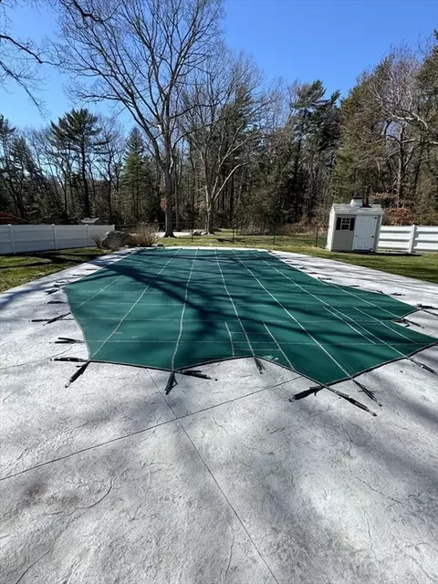 Exterior - 61 Forge Ln, Marshfield, MA 02050 photo 4 of 6