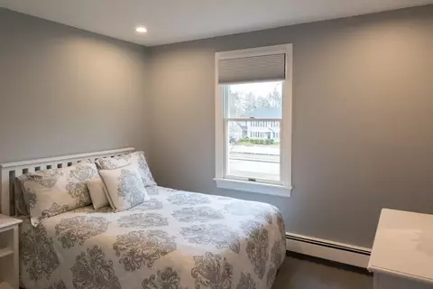Bedroom - 61 Forge Ln, Marshfield, MA 02050 photo 5 of 6