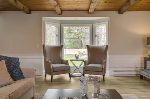 Living - 61 Forge Ln, Marshfield, MA 02050 photo 3 of 7