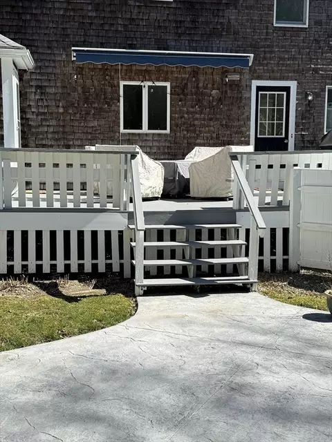 Exterior - 61 Forge Ln, Marshfield, MA 02050 photo 5 of 6