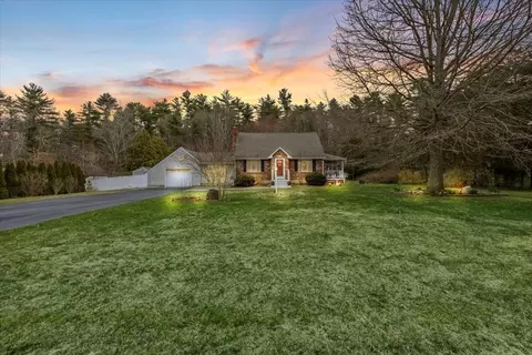 6 Joaquin Ave, Freetown, MA 02702