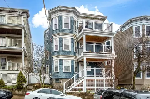 55 Downer Ave #2, Dorchester, MA 02125