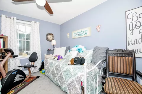 Bedroom - 307 Charge Pond Rd, Wareham, MA 02571 photo 6 of 6