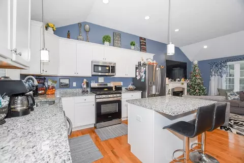Kitchen - 307 Charge Pond Rd, Wareham, MA 02571 photo 2 of 2