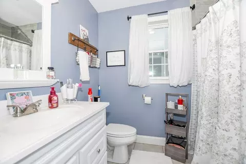Bath - 307 Charge Pond Rd, Wareham, MA 02571 photo 3 of 3