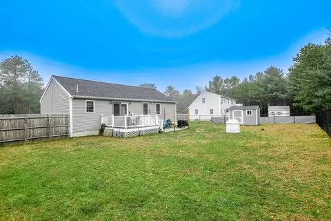 Exterior - 307 Charge Pond Rd, Wareham, MA 02571 photo 9 of 14