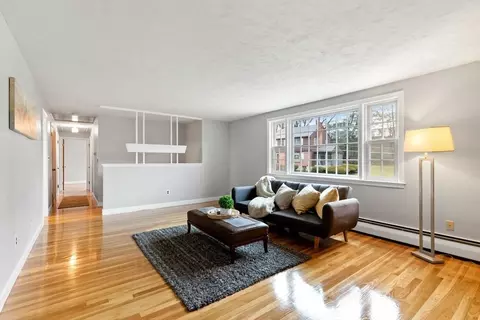 Living - 16 Gregory Rd, Wakefield, MA 01880 photo 4 of 7