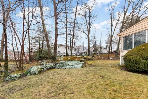 Exterior - 16 Gregory Rd, Wakefield, MA 01880 photo 5 of 8