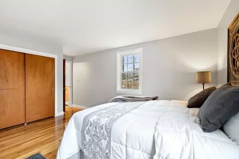 Bedroom - 16 Gregory Rd, Wakefield, MA 01880 photo 2 of 2