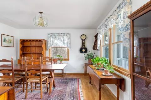 Dining - 14 Laurel Dr, Easthampton, MA 01027 photo 3 of 9