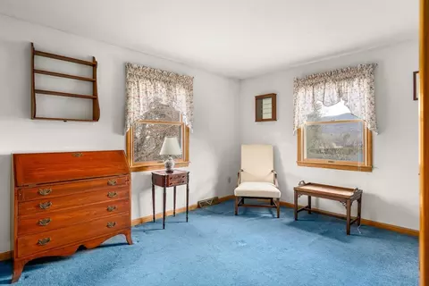 Bedroom - 14 Laurel Dr, Easthampton, MA 01027 photo 6 of 11