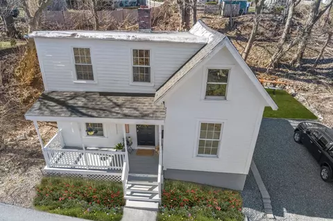 Exterior - 22 Rear Lothrop St, Beverly, MA 01915 photo 2 of 7