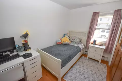 Bedroom - 84 Longview Dr, Florence, MA 01062 photo 5 of 8