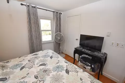 Bedroom - 84 Longview Dr, Florence, MA 01062 photo 2 of 8