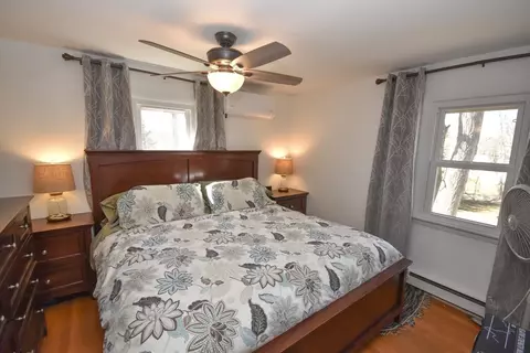 Bedroom - 84 Longview Dr, Florence, MA 01062 photo 1 of 8