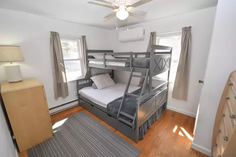 Bedroom - 84 Longview Dr, Florence, MA 01062 photo 3 of 8