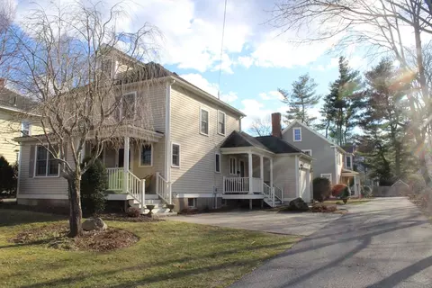 58 Oak St # 58, Wellesley, MA 02482