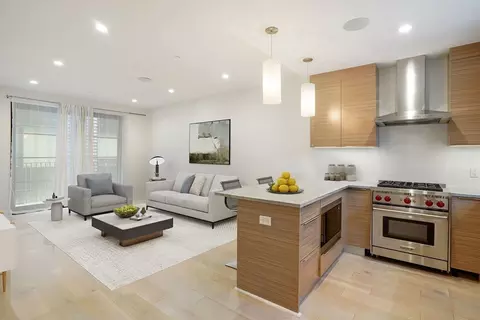 14 W Broadway #304, Boston, MA 02127