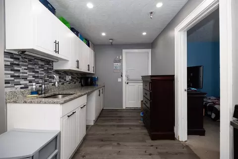 700 Franklin St, Worcester, MA 01604 photo 16