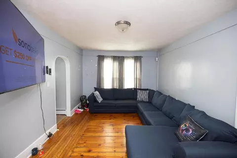 700 Franklin St, Worcester, MA 01604 photo 4